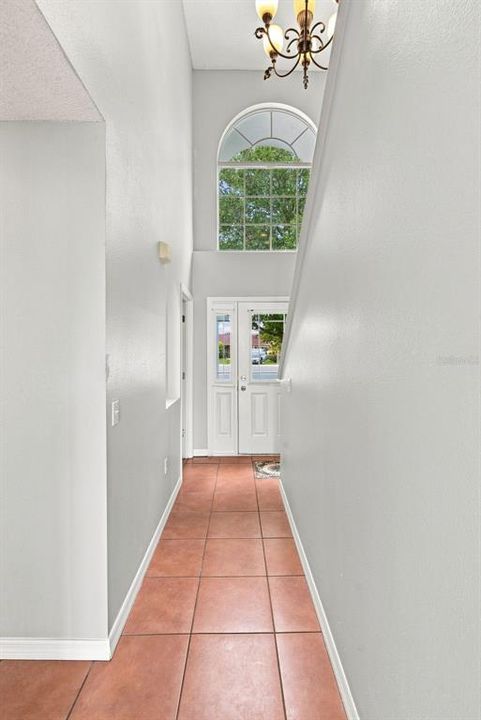 Active With Contract: $289,999 (3 beds, 2 baths, 2215 Square Feet)