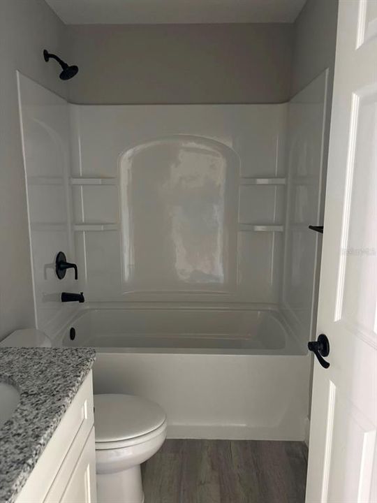 Active With Contract: $239,900 (3 beds, 2 baths, 1405 Square Feet)