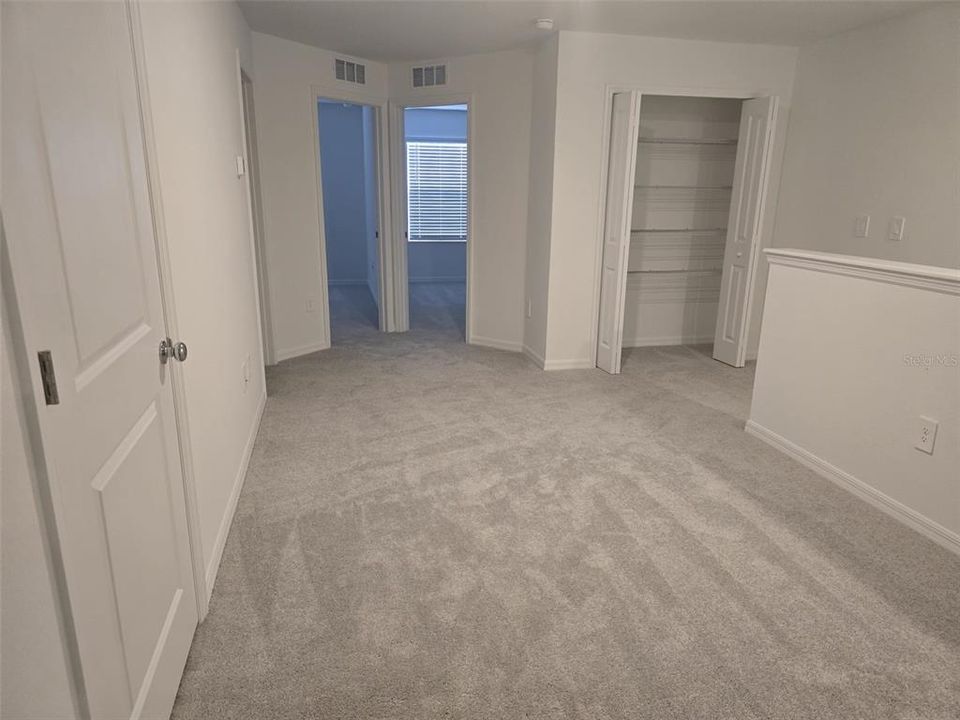 For Rent: $2,100 (3 beds, 2 baths, 1666 Square Feet)