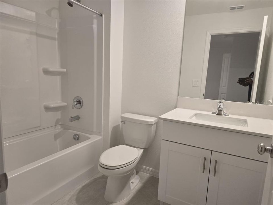 For Rent: $2,100 (3 beds, 2 baths, 1666 Square Feet)