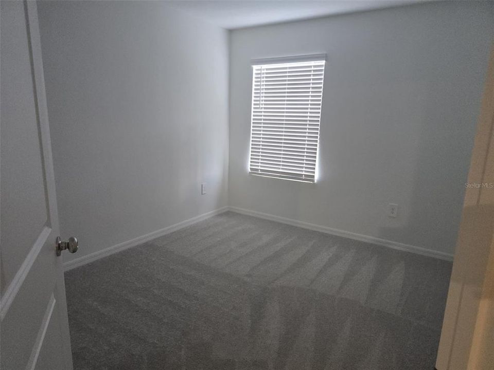 For Rent: $2,100 (3 beds, 2 baths, 1666 Square Feet)
