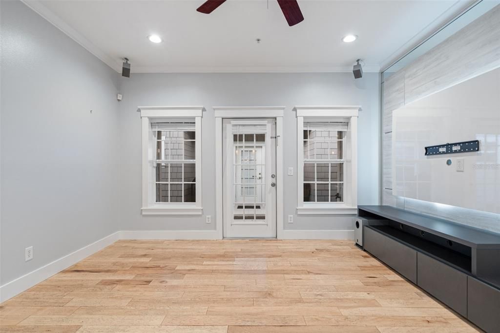 For Rent: $4,700 (3 beds, 2 baths, 1509 Square Feet)