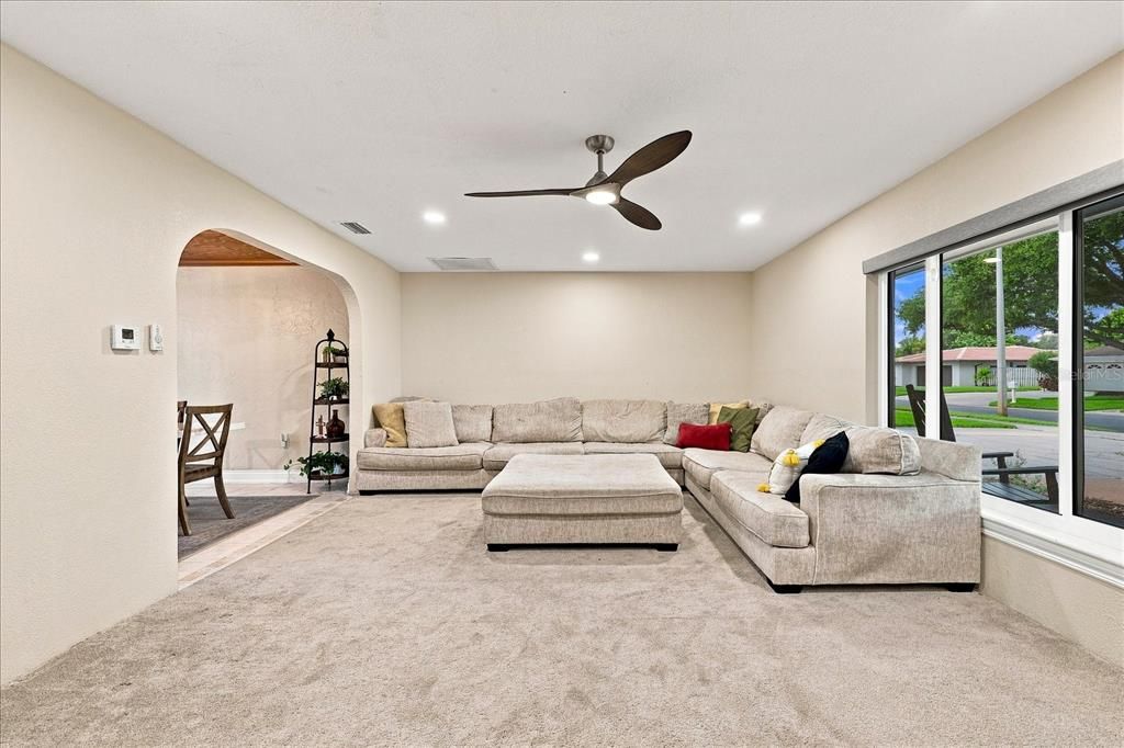 For Sale: $614,900 (3 beds, 2 baths, 1800 Square Feet)