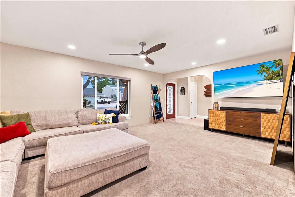 For Sale: $614,900 (3 beds, 2 baths, 1800 Square Feet)