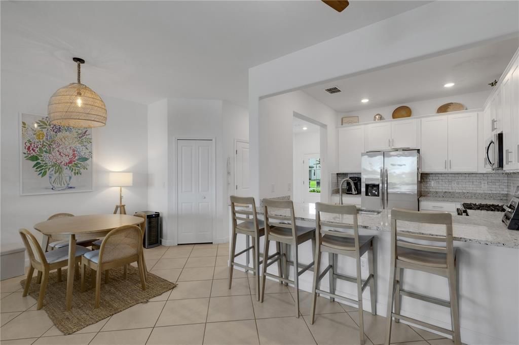 For Rent: $3,000 (3 beds, 2 baths, 1925 Square Feet)