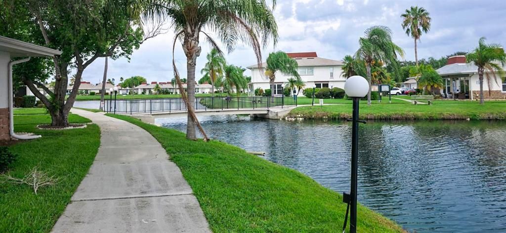 For Sale: $119,000 (1 beds, 1 baths, 576 Square Feet)
