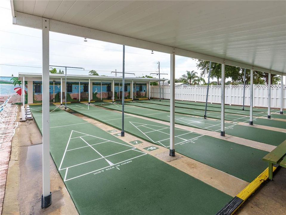 For Sale: $119,000 (1 beds, 1 baths, 576 Square Feet)