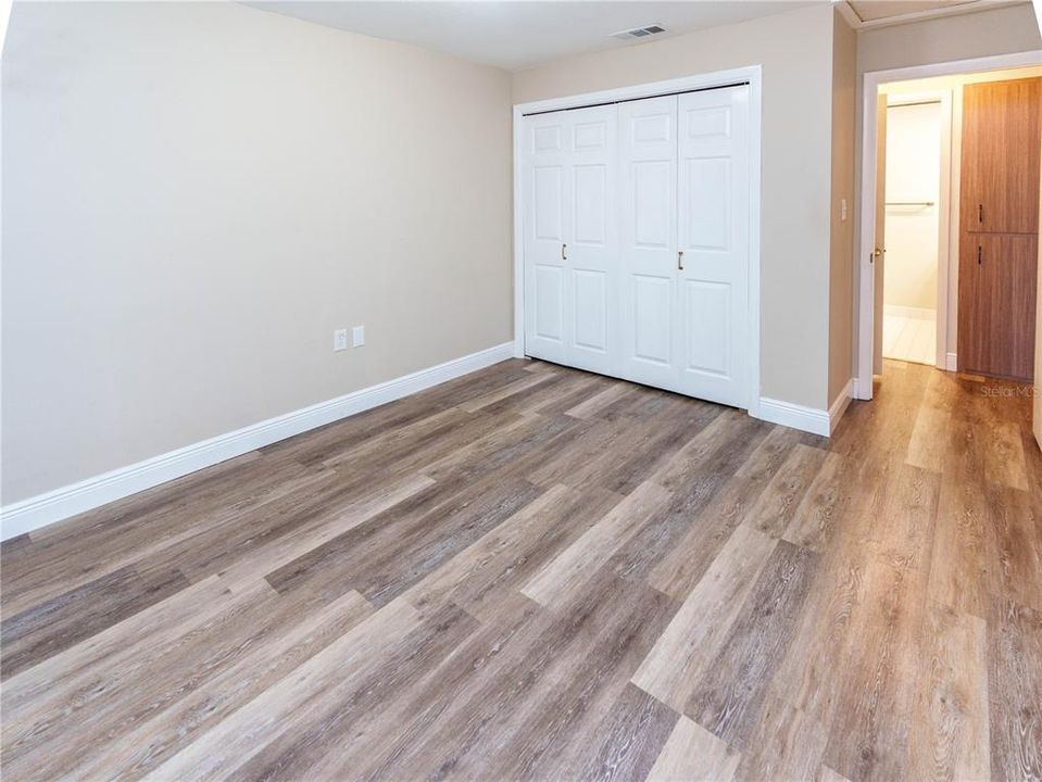 For Sale: $119,000 (1 beds, 1 baths, 576 Square Feet)