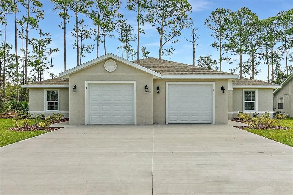 For Sale: $564,900 (6 beds, 4 baths, 2566 Square Feet)
