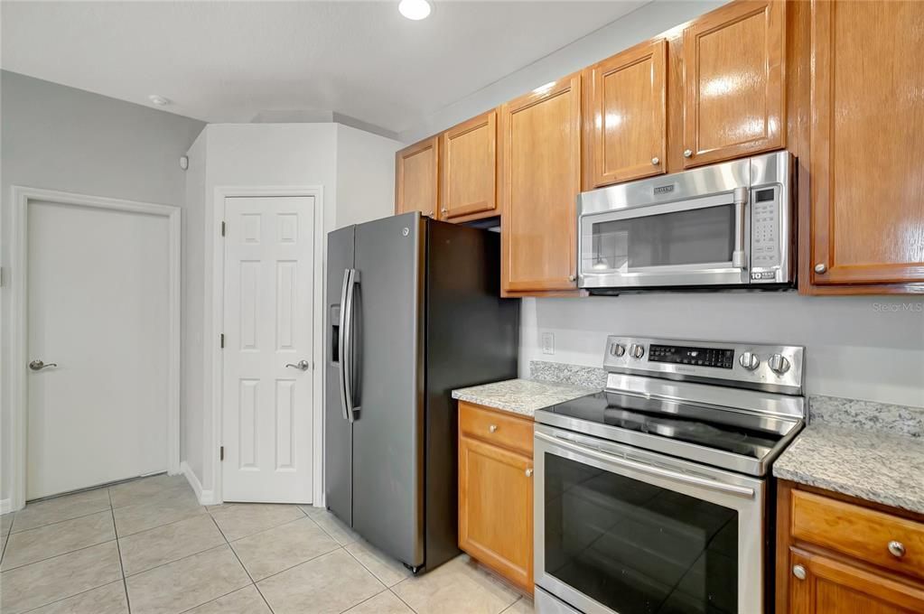 Active With Contract: $389,000 (4 beds, 3 baths, 2157 Square Feet)