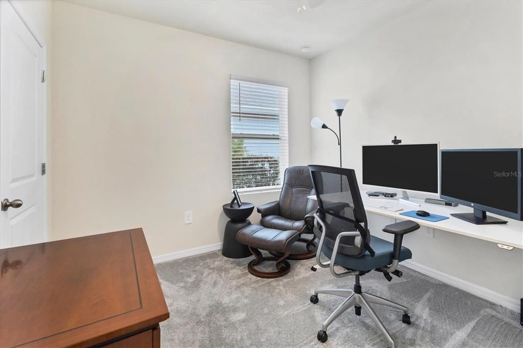 For Rent: $2,700 (3 beds, 2 baths, 1561 Square Feet)