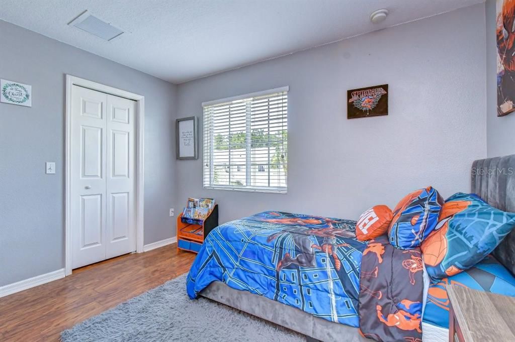 For Sale: $224,900 (2 beds, 2 baths, 1008 Square Feet)