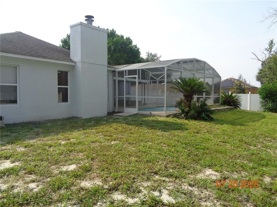 For Rent: $2,395 (3 beds, 2 baths, 1722 Square Feet)