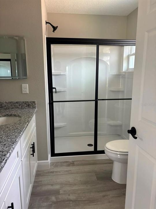 Active With Contract: $239,900 (3 beds, 2 baths, 1405 Square Feet)