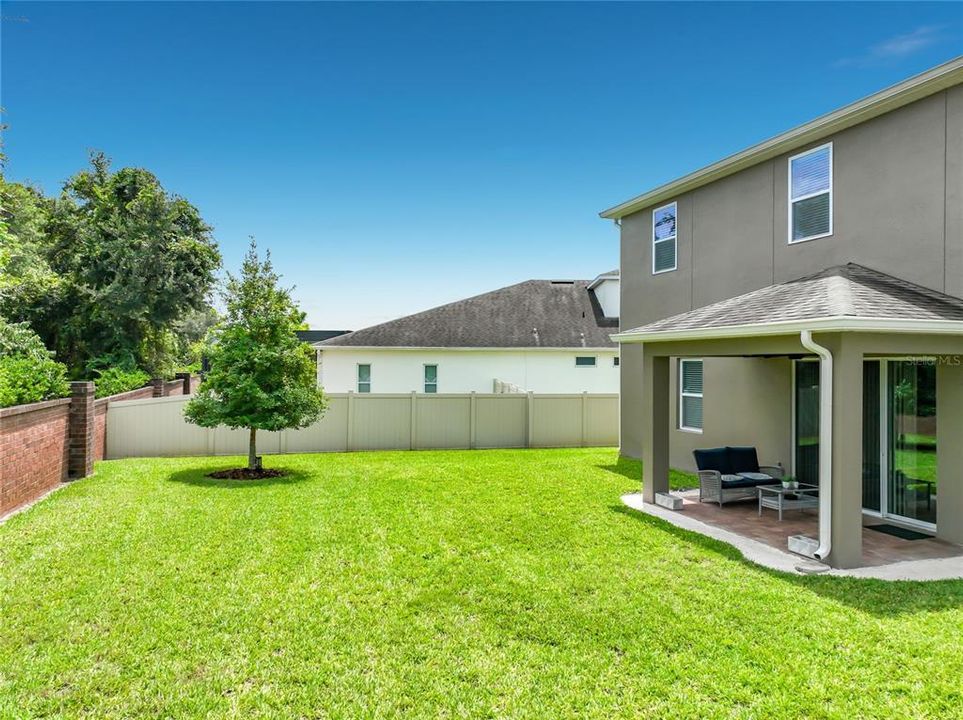 En Venta: $709,000 (5 camas, 3 baños, 3384 Pies cuadrados)