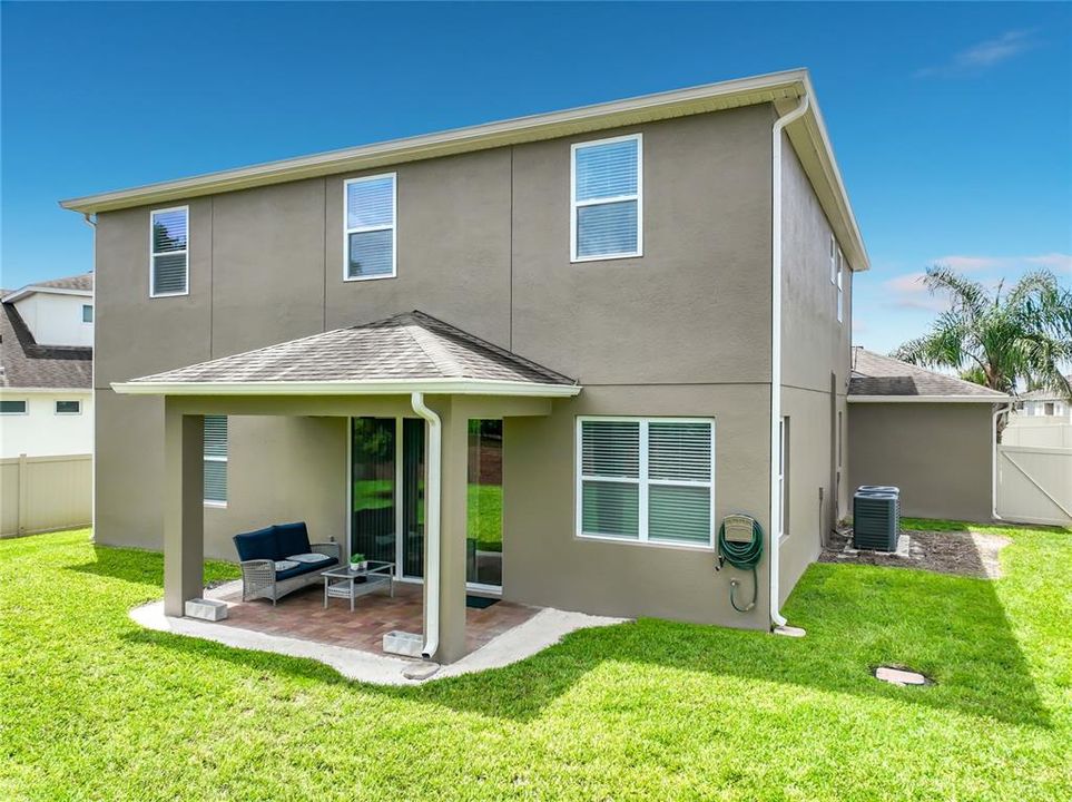 En Venta: $709,000 (5 camas, 3 baños, 3384 Pies cuadrados)