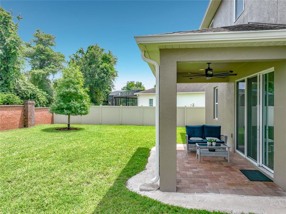 En Venta: $709,000 (5 camas, 3 baños, 3384 Pies cuadrados)