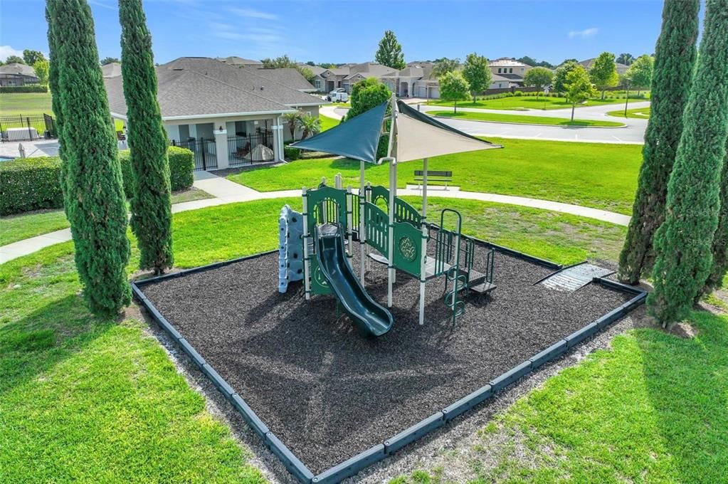 En Venta: $709,000 (5 camas, 3 baños, 3384 Pies cuadrados)