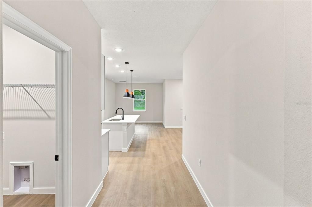 Active With Contract: $339,000 (3 beds, 2 baths, 1543 Square Feet)