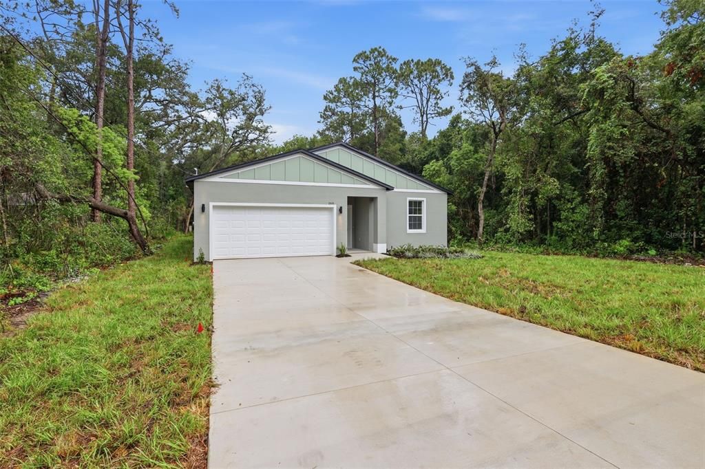 Active With Contract: $339,000 (3 beds, 2 baths, 1543 Square Feet)