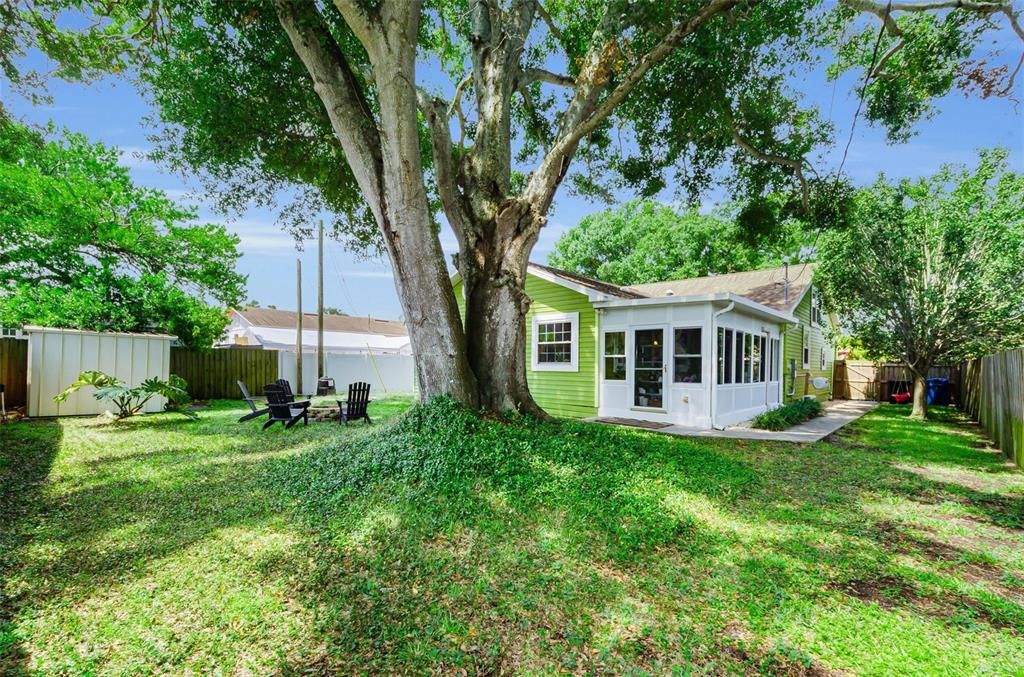 Activo con contrato: $585,000 (3 camas, 2 baños, 1682 Pies cuadrados)