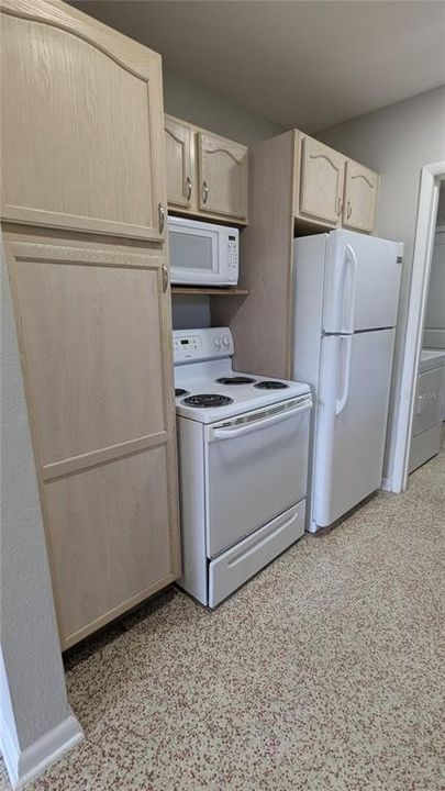 En Renta: $1,500 (2 camas, 1 baños, 1056 Pies cuadrados)