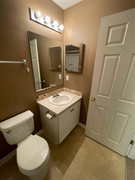 В аренду: $1,900 (3 спален, 2 ванн, 1640 Квадратных фут)