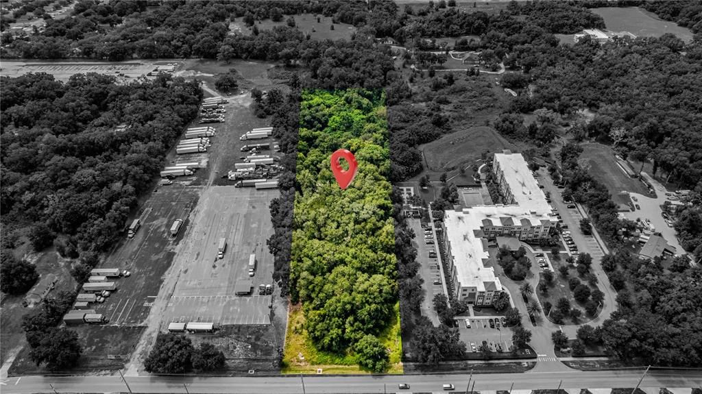 En Venta: $599,000 (4.89 acres)