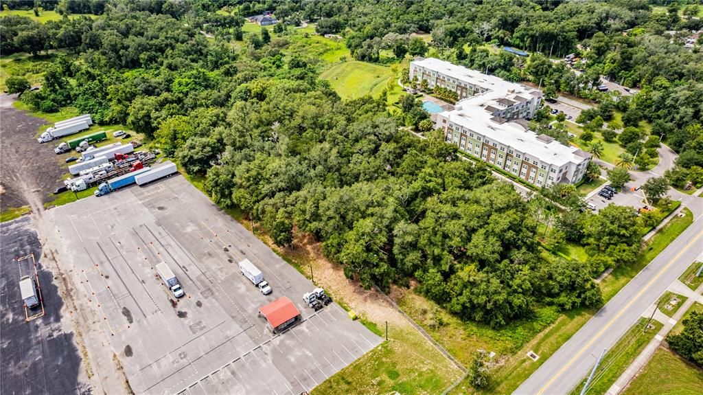 En Venta: $599,000 (4.89 acres)