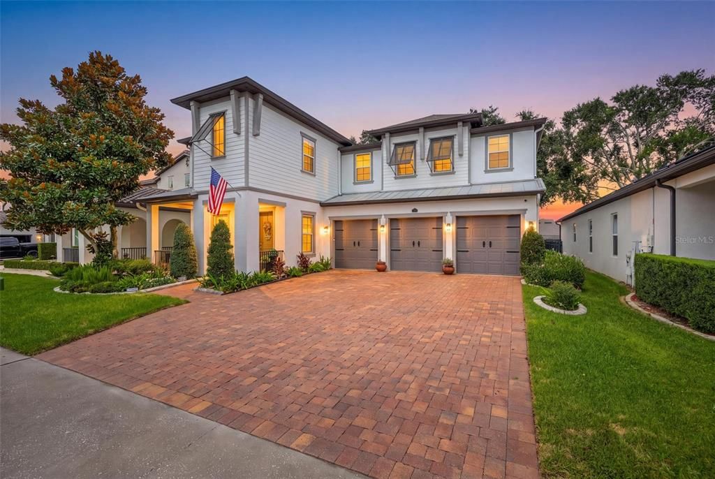 En Venta: $1,095,000 (5 camas, 3 baños, 4305 Pies cuadrados)