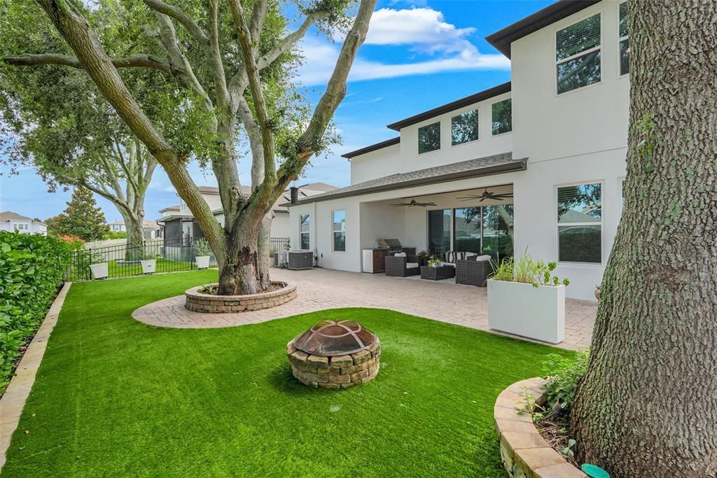En Venta: $1,095,000 (5 camas, 3 baños, 4305 Pies cuadrados)