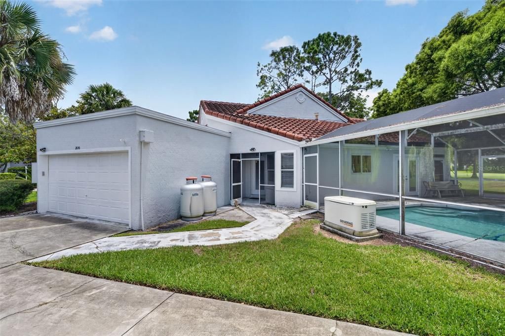 For Sale: $329,000 (3 beds, 2 baths, 1478 Square Feet)
