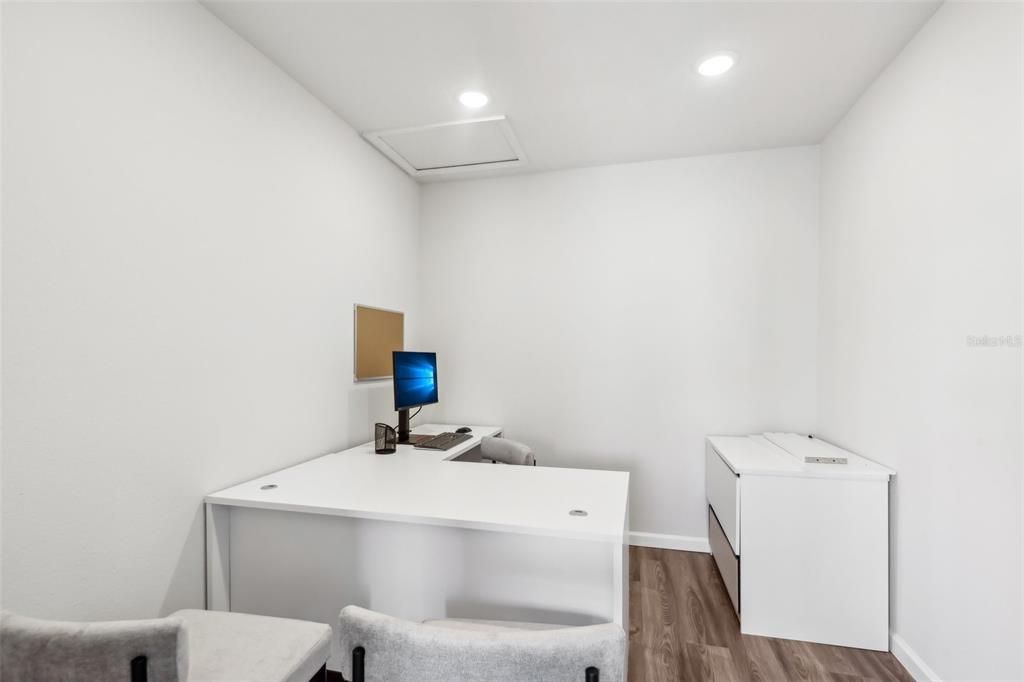 For Sale: $316,990 (3 beds, 2 baths, 1477 Square Feet)