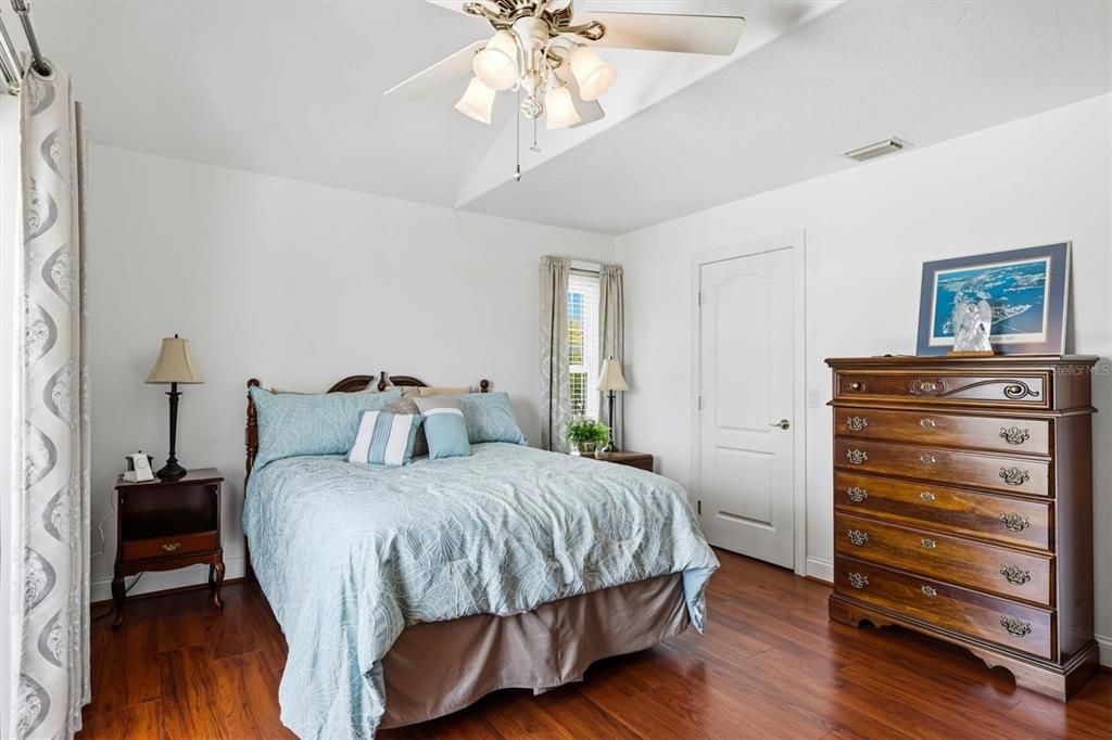 For Sale: $2,900,000 (3 beds, 3 baths, 3254 Square Feet)