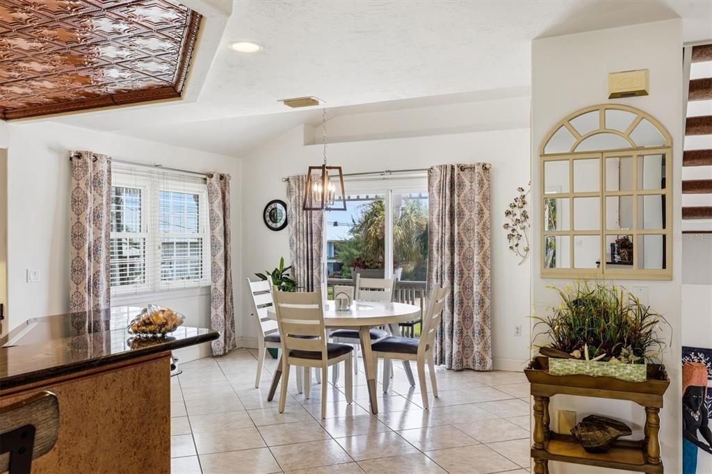 For Sale: $2,900,000 (3 beds, 3 baths, 3254 Square Feet)