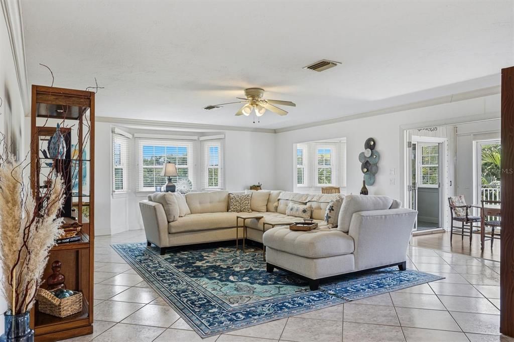 For Sale: $2,900,000 (3 beds, 3 baths, 3254 Square Feet)