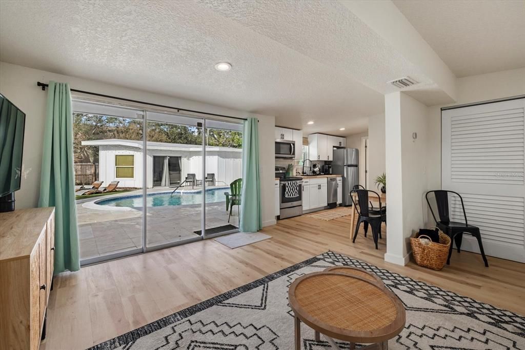 For Sale: $1,550,000 (6 beds, 5 baths, 3249 Square Feet)