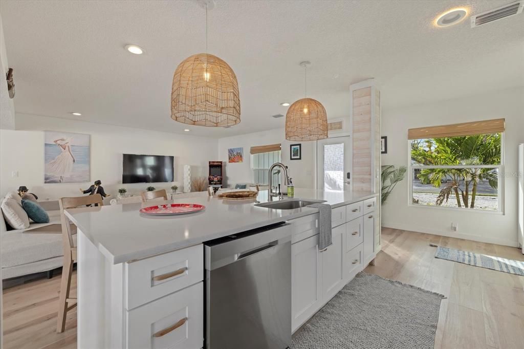 For Sale: $1,550,000 (6 beds, 5 baths, 3249 Square Feet)