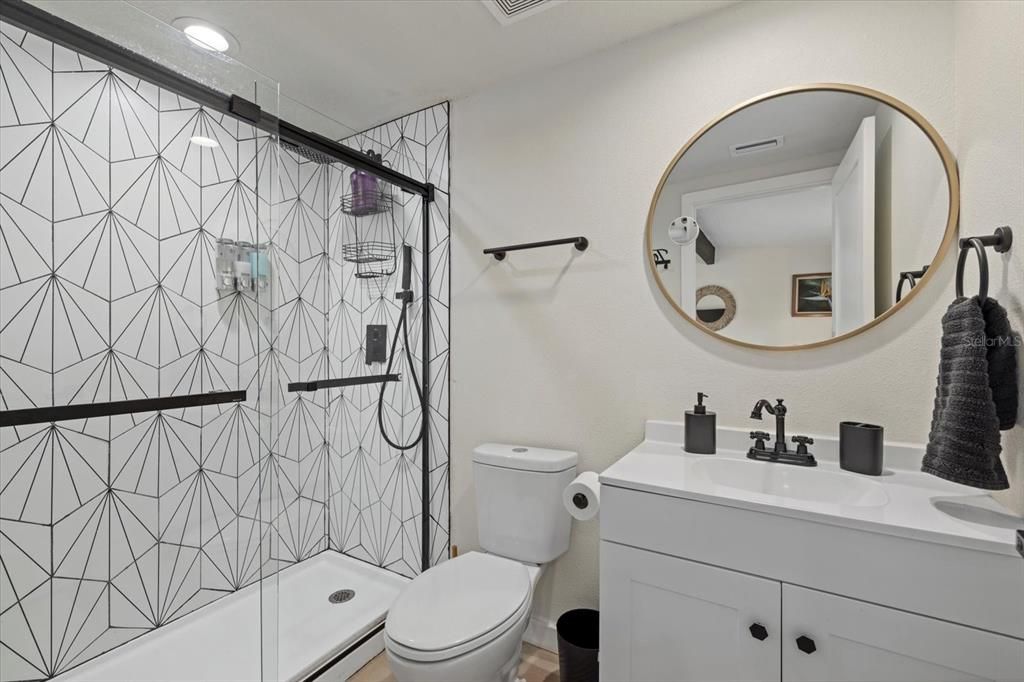 For Sale: $1,550,000 (6 beds, 5 baths, 3249 Square Feet)