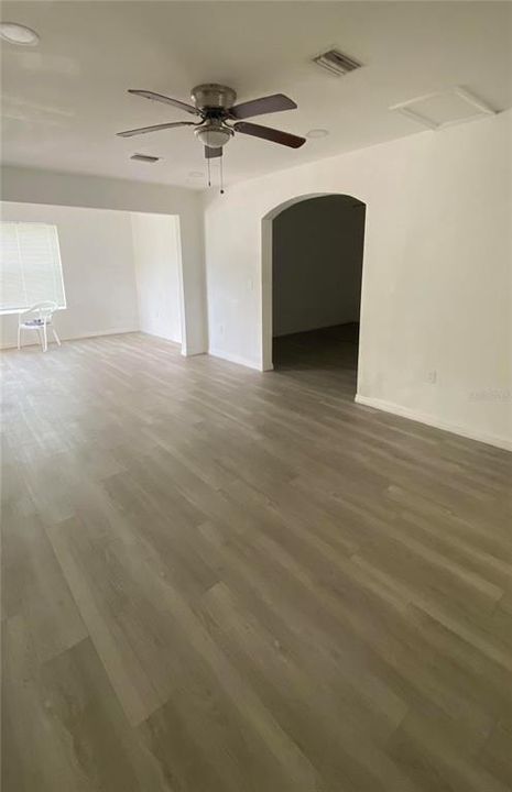 For Rent: $2,800 (3 beds, 2 baths, 1758 Square Feet)