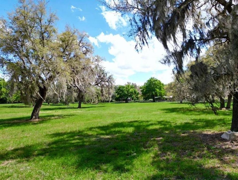 На продажу: $515,000 (10.00 acres)