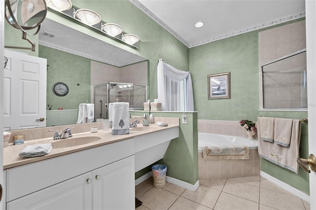 For Sale: $424,000 (3 beds, 2 baths, 1795 Square Feet)