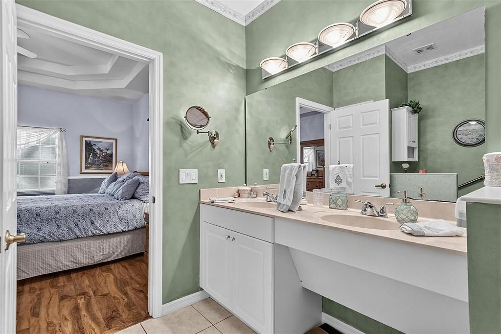 For Sale: $424,000 (3 beds, 2 baths, 1795 Square Feet)