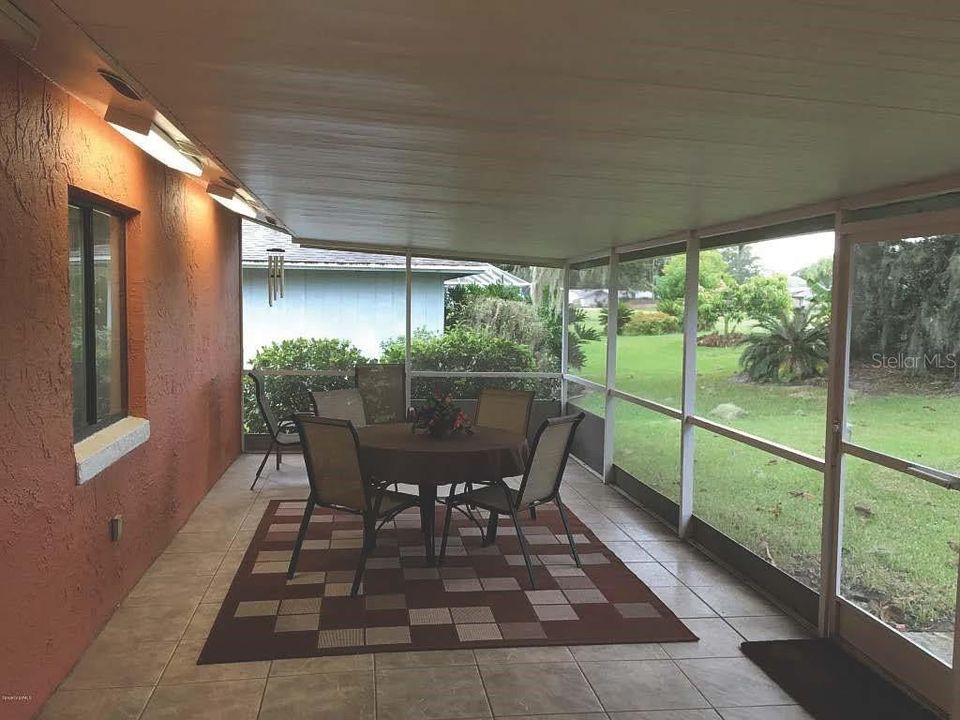 For Sale: $333,000 (4 beds, 2 baths, 1691 Square Feet)