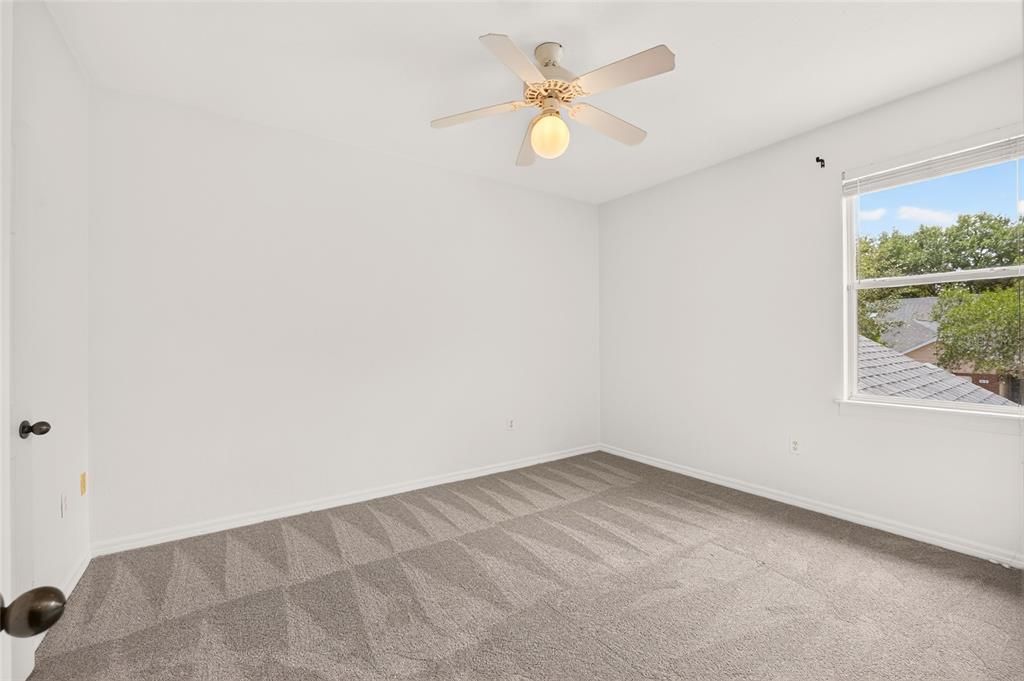 For Sale: $202,700 (2 beds, 2 baths, 1465 Square Feet)