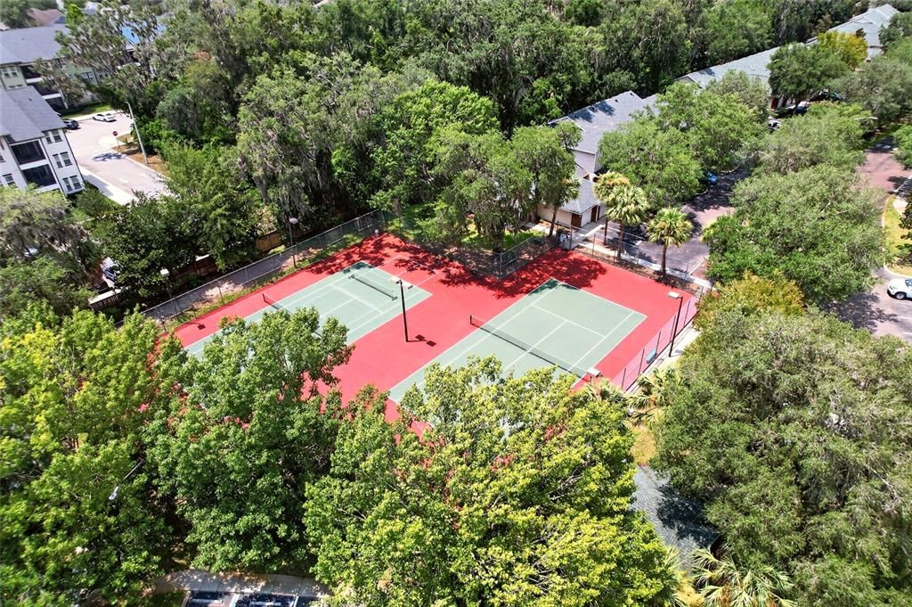 For Sale: $202,700 (2 beds, 2 baths, 1465 Square Feet)