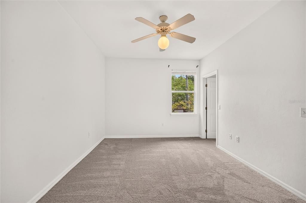 For Sale: $202,700 (2 beds, 2 baths, 1465 Square Feet)