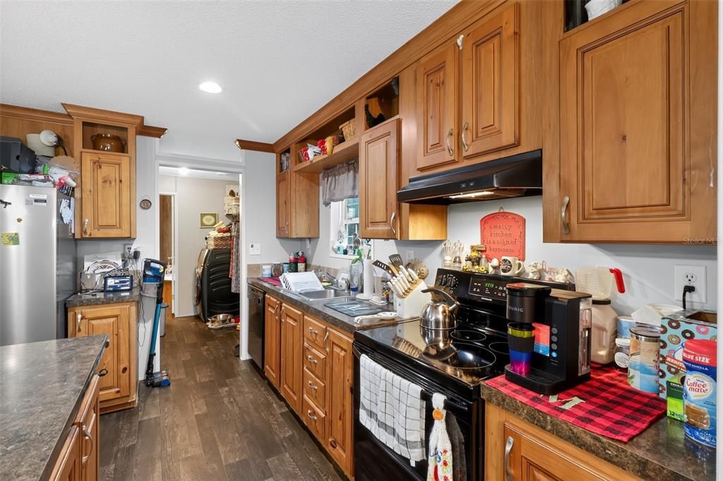 На продажу: $179,000 (3 спален, 2 ванн, 1352 Квадратных фут)
