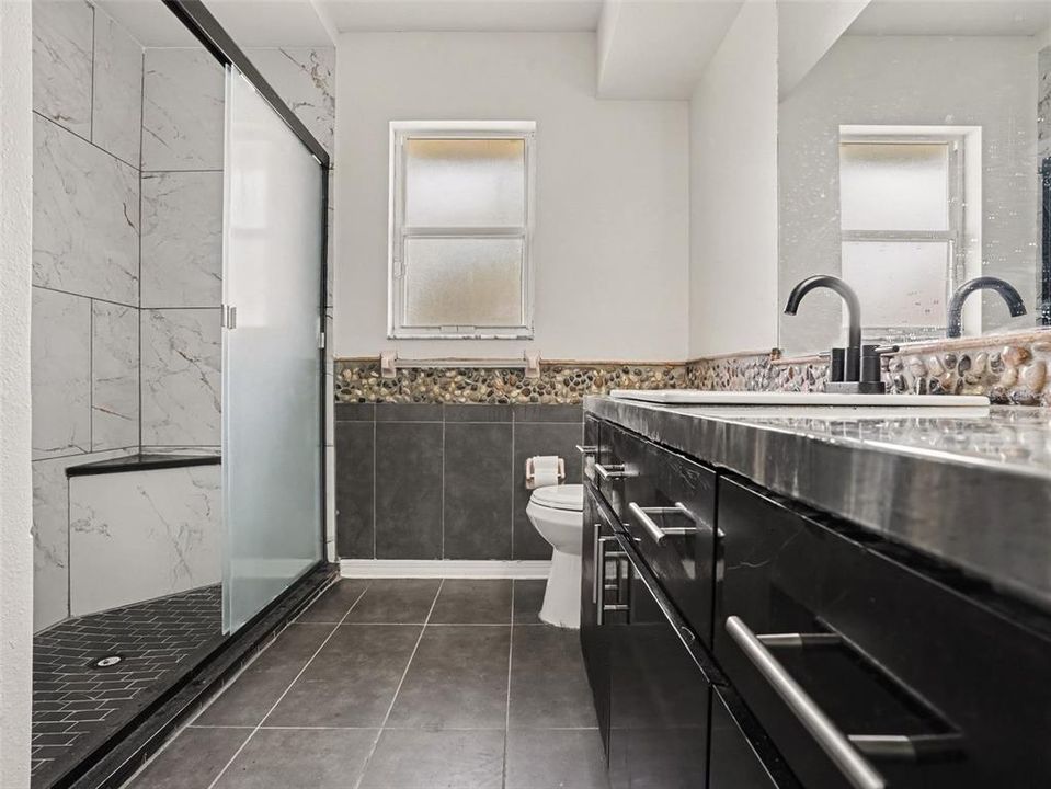 For Sale: $325,000 (4 beds, 2 baths, 1681 Square Feet)