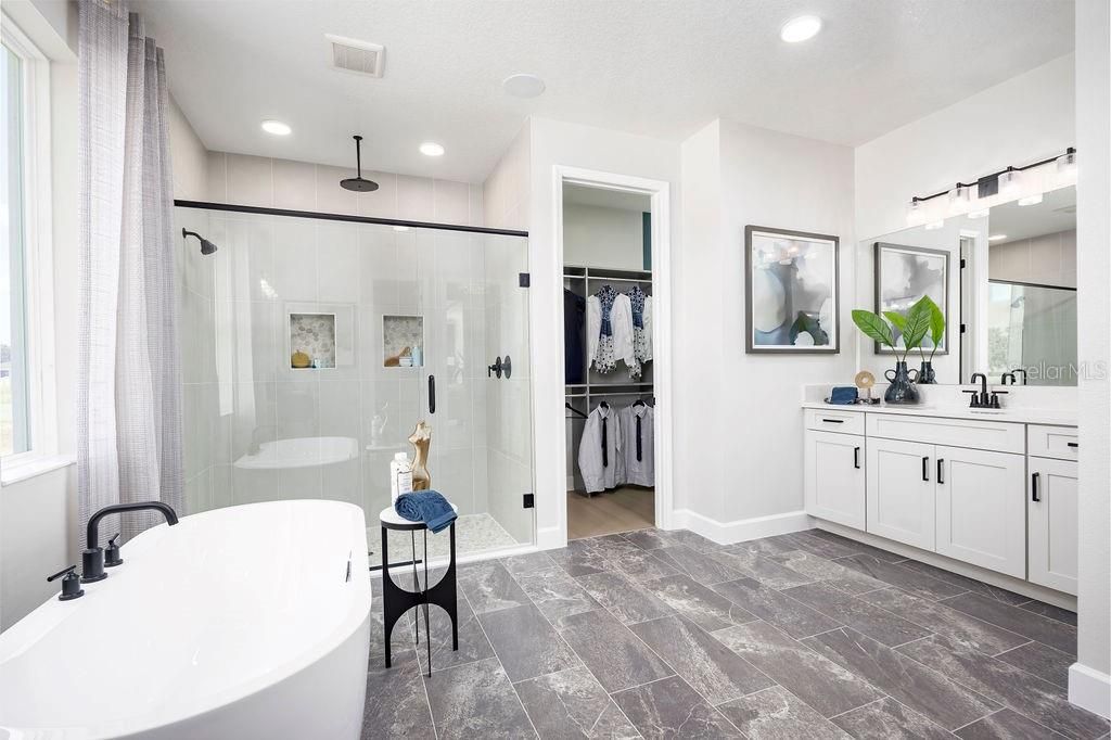 For Sale: $2,099,990 (5 beds, 4 baths, 4530 Square Feet)